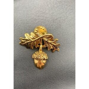 Vintage - Camco Leaves and Acorn Fall Vibes Gold Tone Pin Brooch Signed